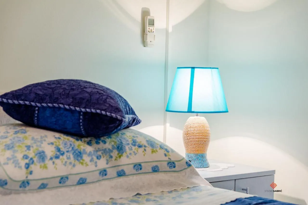 Guesthouse Rooms Split Bed & Breakfast