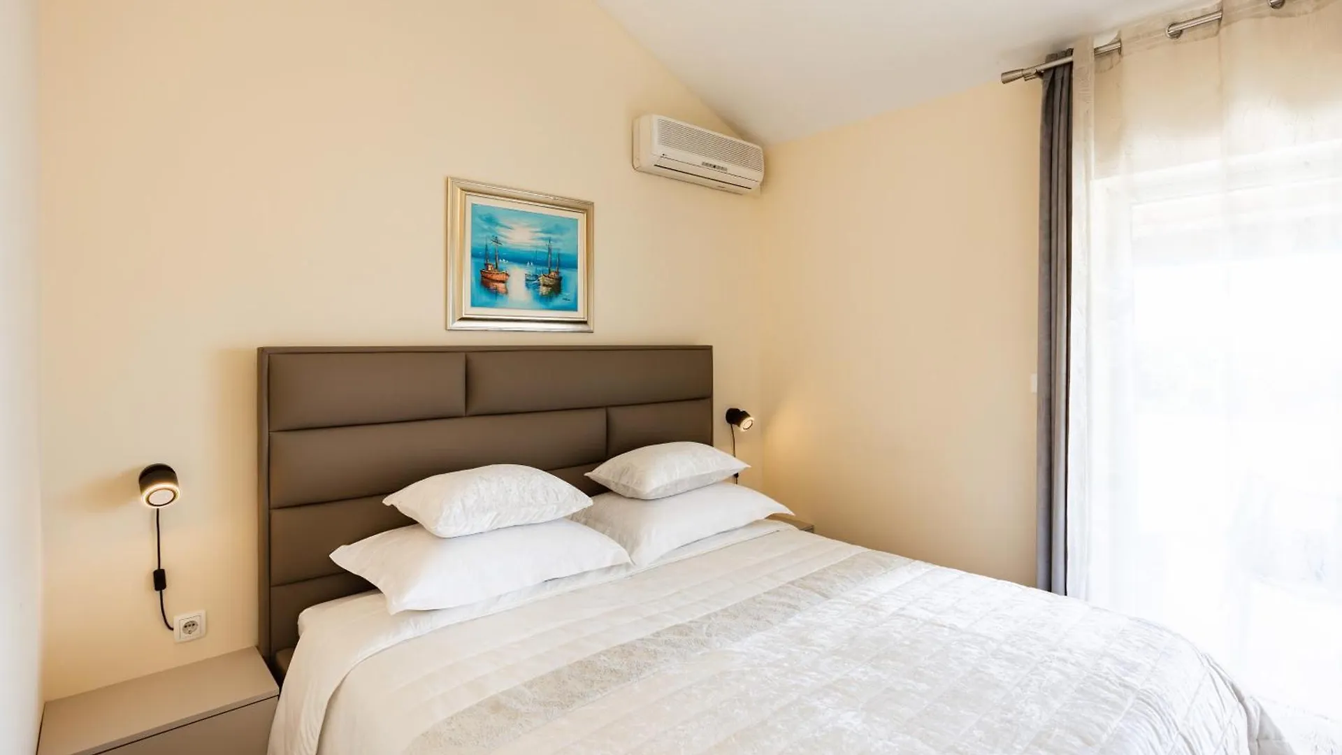 Guesthouse Rooms Split 3*,  Croatia