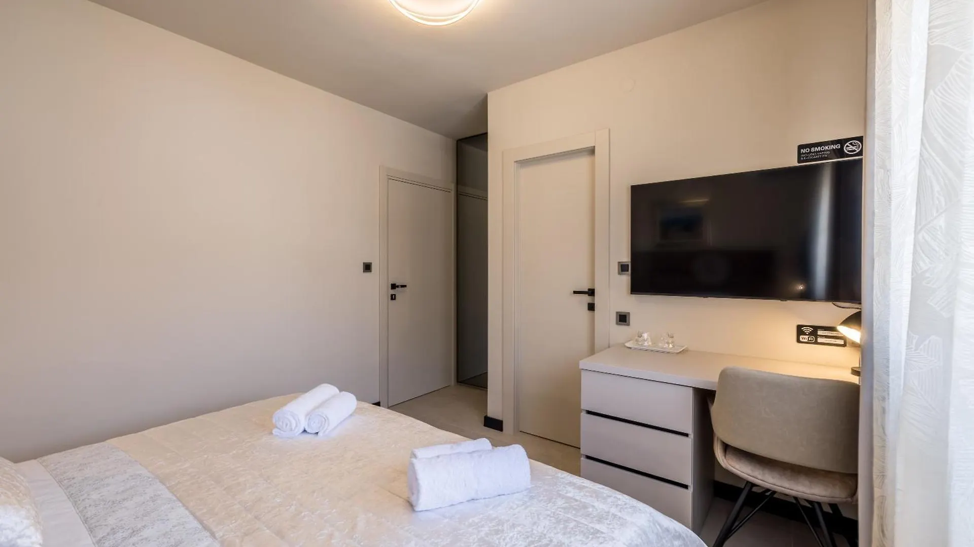 Guesthouse Rooms Split 3*,
