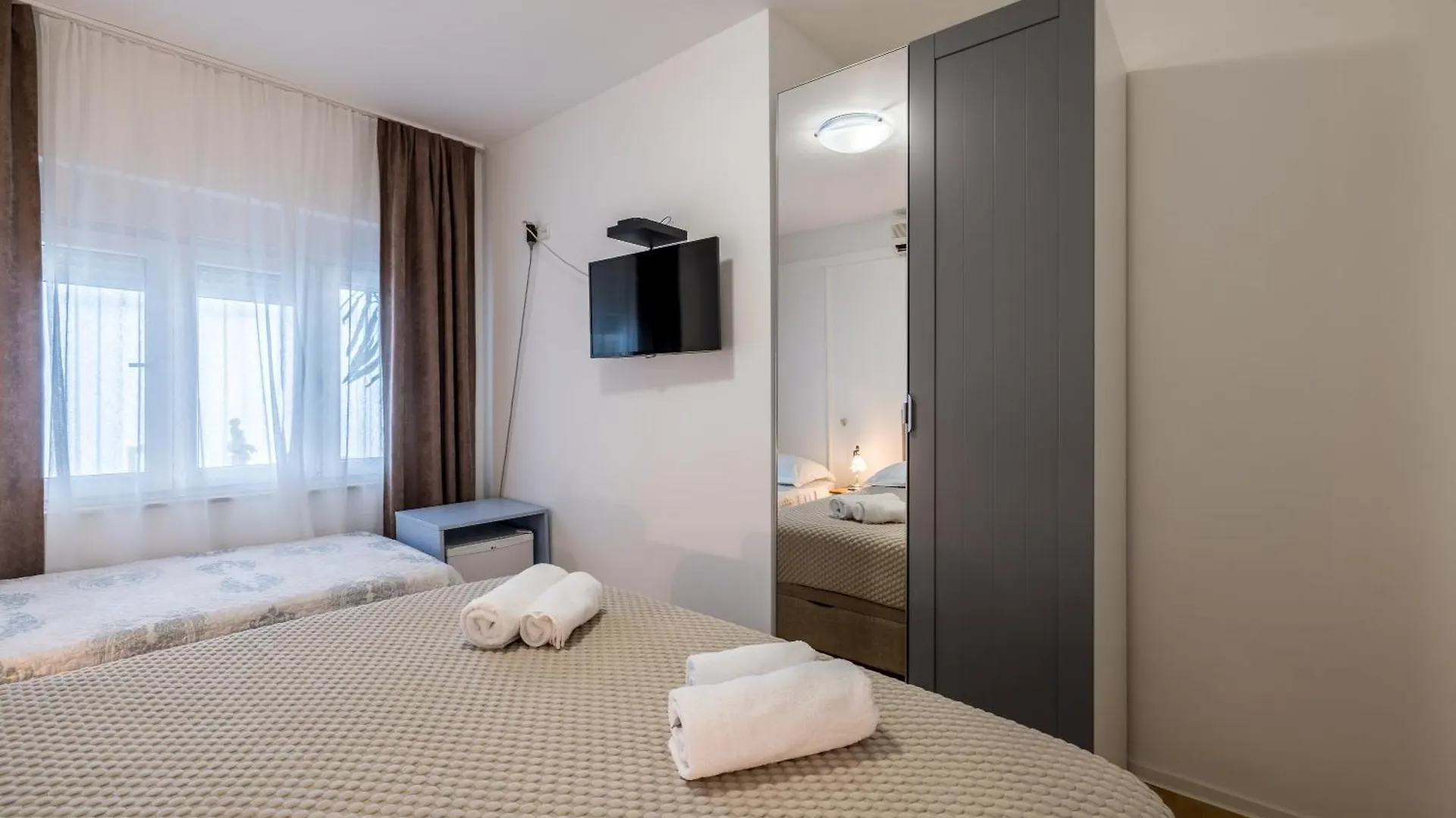 Bed & Breakfast Guesthouse Rooms Split
