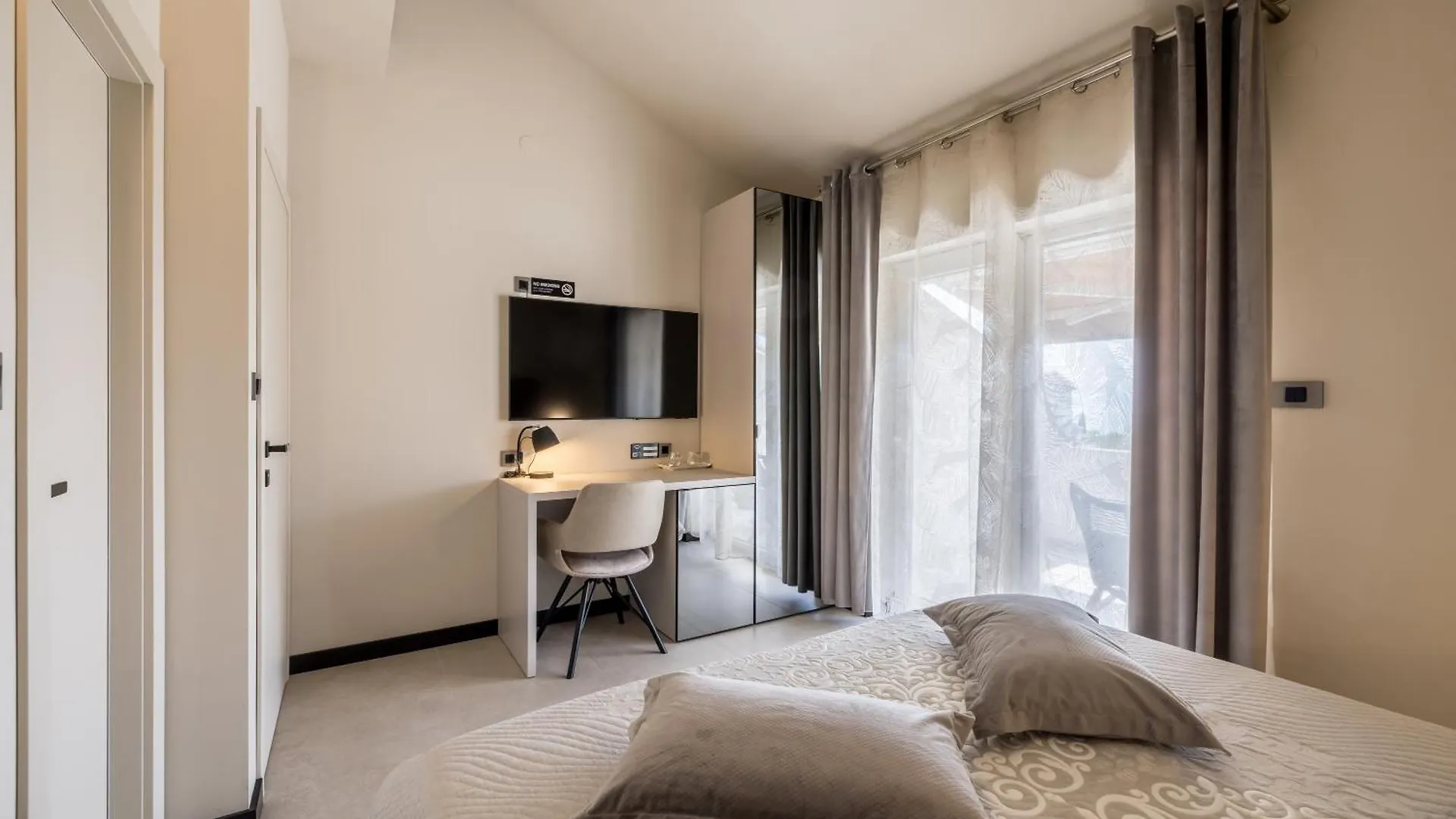 Oda ve Kahvaltı Guesthouse Rooms Split